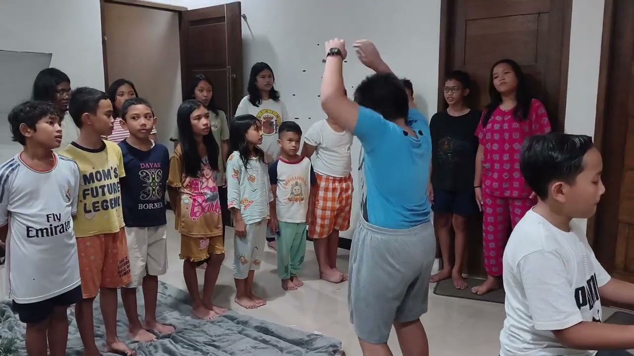 Sesi Latihan Choir Lagu Cover - You Raise Me Up