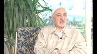 Fethullah Gülen Hocaefendi - Allah gariplerle birliktedir... (Bolum 3)