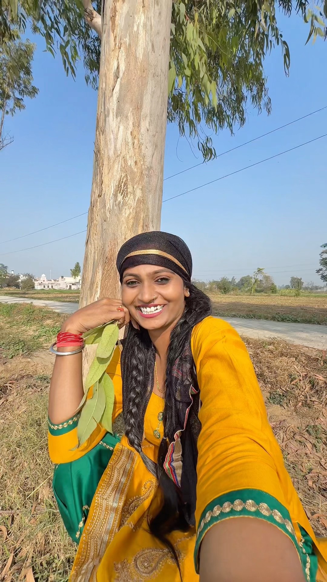 🎶हैप्पी रोमांटिक स्टेटस - ShareChat