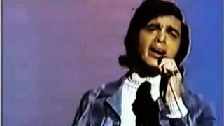 Engelbert Humperdinck(LIVE) - Speak Softly Love chords