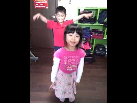 3 bear song (Full House ) OST by sung by a cute Korean little girl coreanito relleno