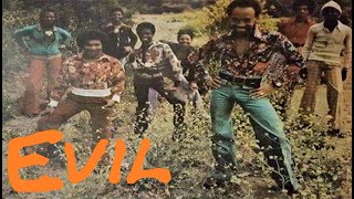 Earth Wind &amp; Fire - Evil
