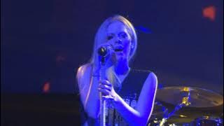 Avril Lavigne - Hush Hush Live @ Yokohama (with Avril's In-Ear Monitor Audio)