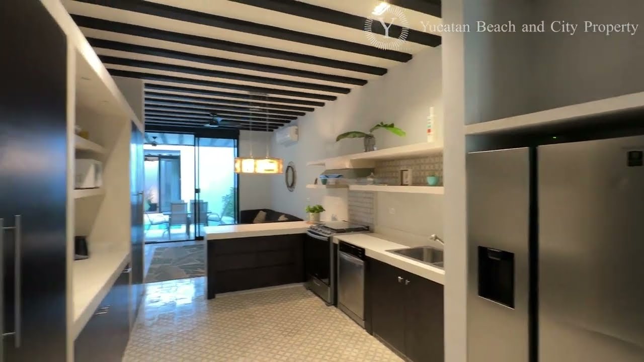 003283 Villa Luna, Premier Centro Location