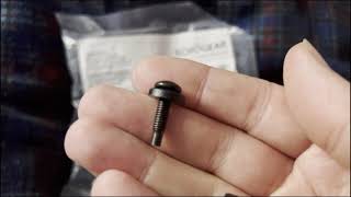 DULL Review  ECHOGEAR 10/32 Rack Mount Screws