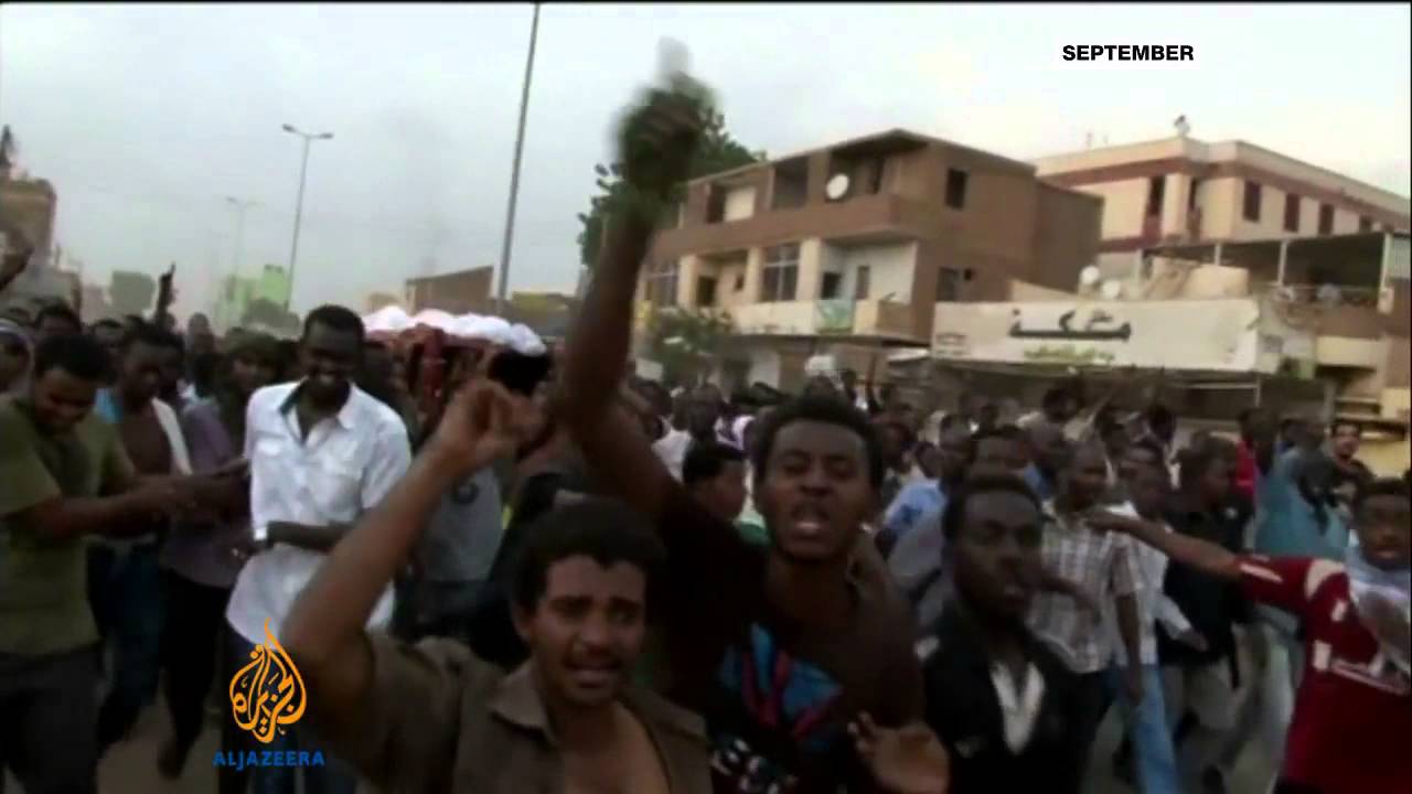 أعلن البشير في السودان عن تشكيل حكومة جديدة