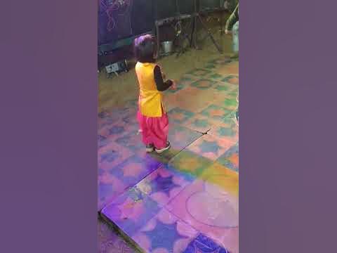 pyari si bacchi ka Sundar dance - YouTube