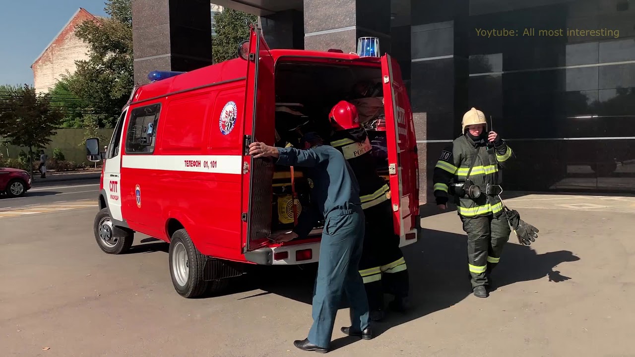 Russian mobile command unit fire truck - YouTube