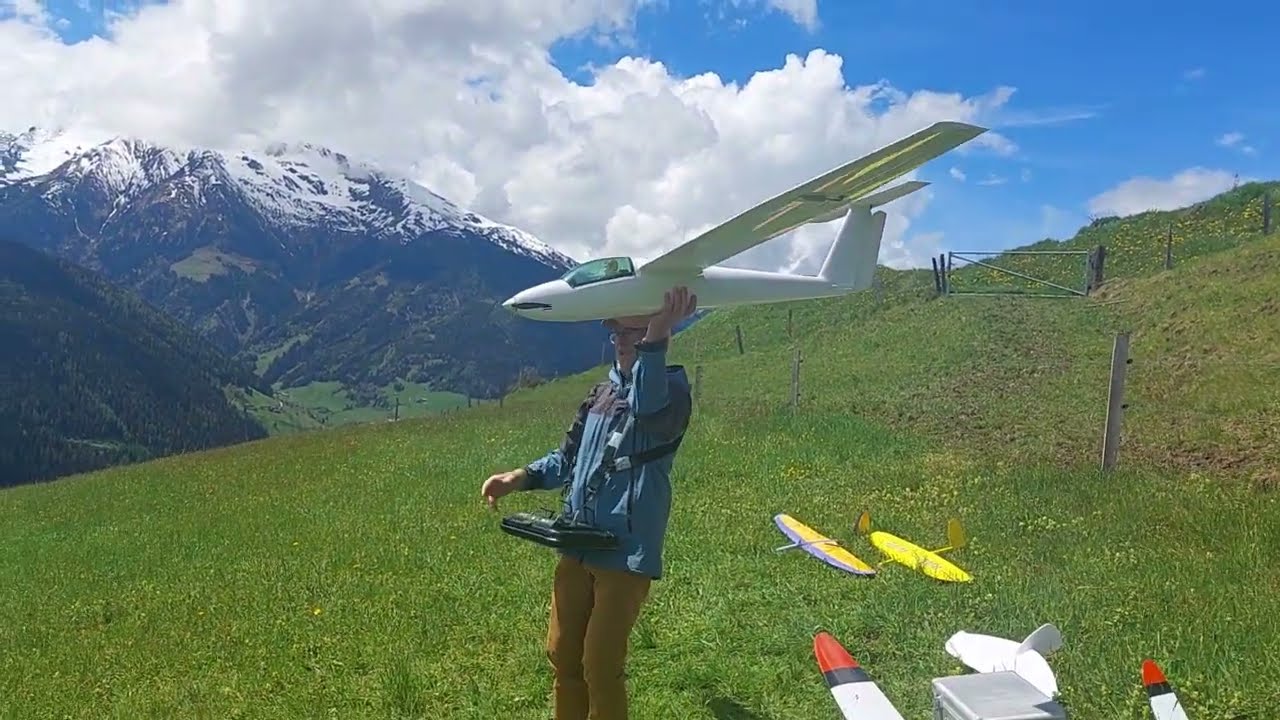 Pilatus B4 am Osthang #modellflug #hangflug #hangglider #rcglider #rcplane