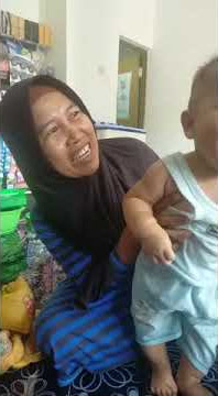 ngguyu kepantil-pantil