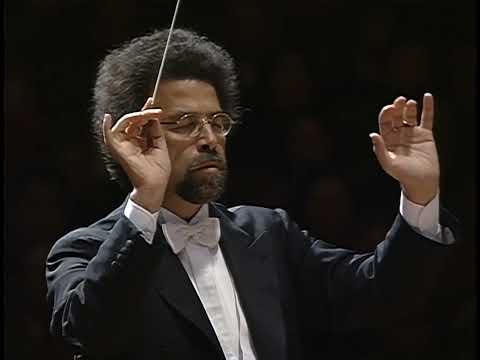 R Strauss -