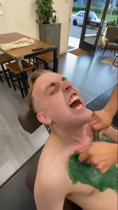 Cara membersihkan bulu dada dengan wax