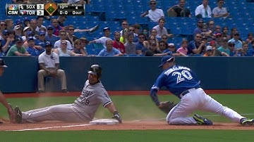 CWS@TOR: Abreu belts a triple into right field