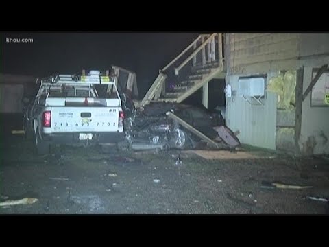 Driver dies after slamming Camaro into tree, home, DPS says - YouTube