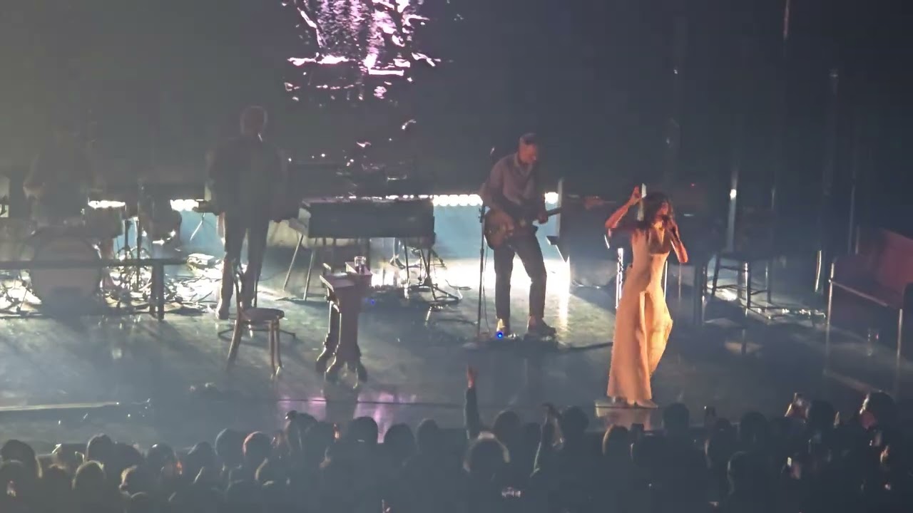 PJ Harvey - 50ft Queenie at Zepp Haneda , Tokyo , Japan , 18/MAR/2025