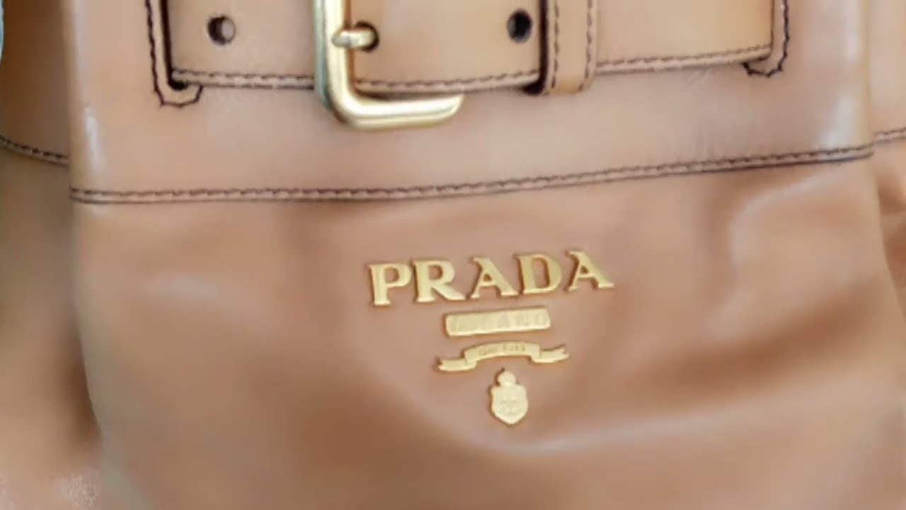 Tas Preloved Prada Chanel Louis Vuitton LV Dior Fendi Original Second Authentic Bag Preloved ...