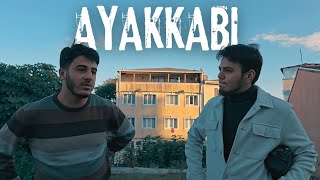 AYAKKABI. Bir dilencinin Ayakkabısı.