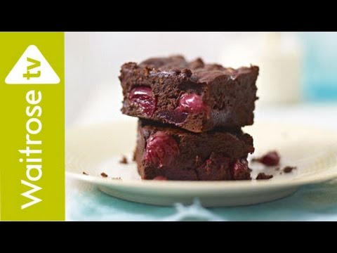 Video: How To Make A Classic Brownie With Cherries