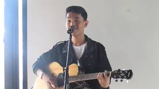 Video thumbnail of "Afgan - Wajahmu Mengalihkan Duniaku (Cover By Rio Stevadit)"