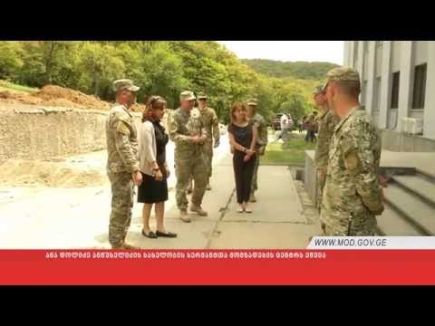 ანა დოლიძე ანწუხელიძის სახელობის სერჟანტთა მომზადების ცენტრში
