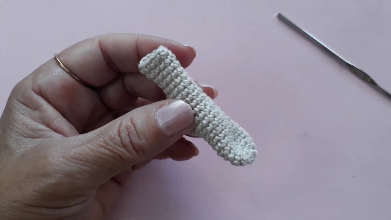 Pezinho realistico  amigurumi croche