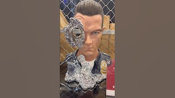 Terminator 2 T-1000 NYCC 2025 #fypシ #shorts #comiccon #comiccon2025 #nycc #newyork #explore #statue