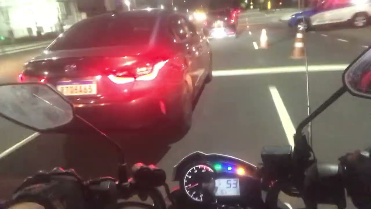 PARANDO ALGUMAS VEZES 