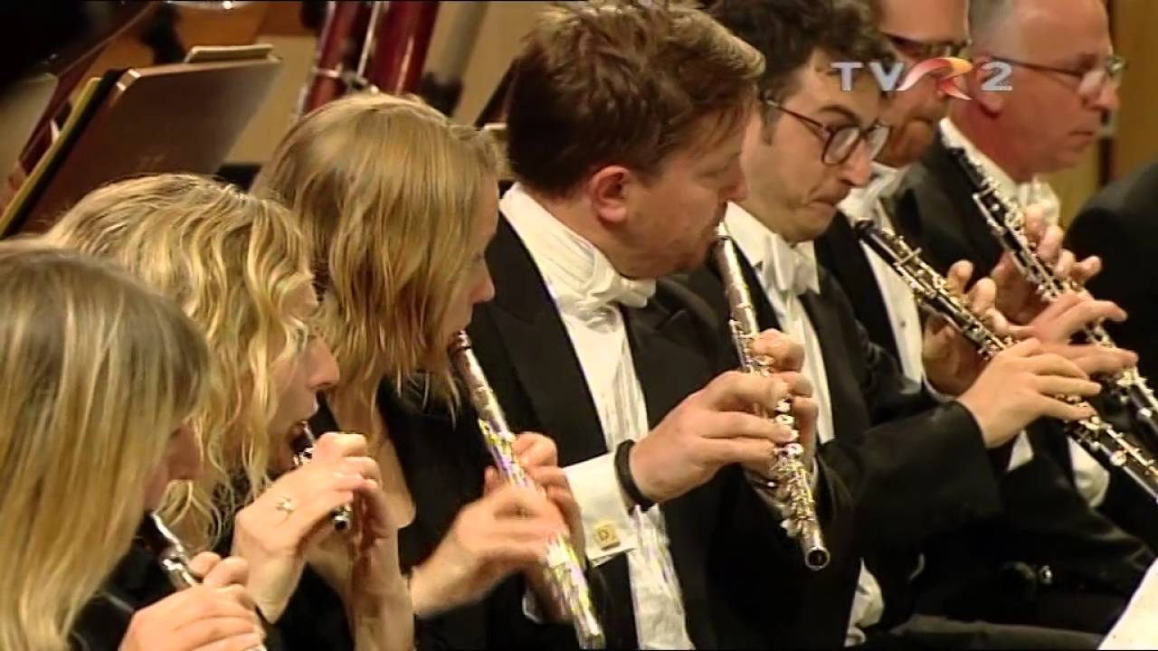 FIREBIRD, Stravinsky, 1910 , London Symphony Orchestra, Ion Marin (encore Bàrtok Romanian Dances)