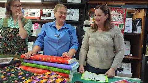 Denise, Alice & Kaitlyn show off some new fabrics ...