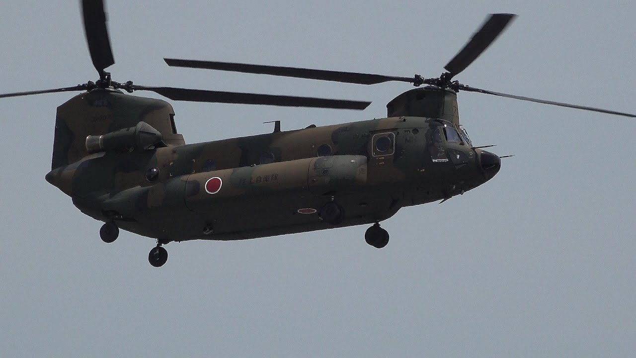 2024美保基地航空祭「陸自CHー47JAチヌーク起動飛行」 - YouTube