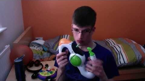1000 Subscriber Special! Me Beating Bop It Download 100%! (Longest Bop it Video)