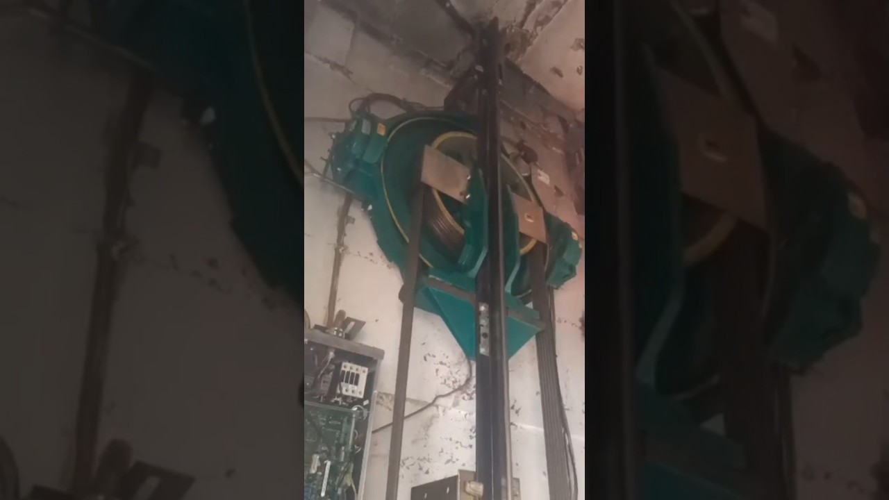 Dismantling old KONE elevator