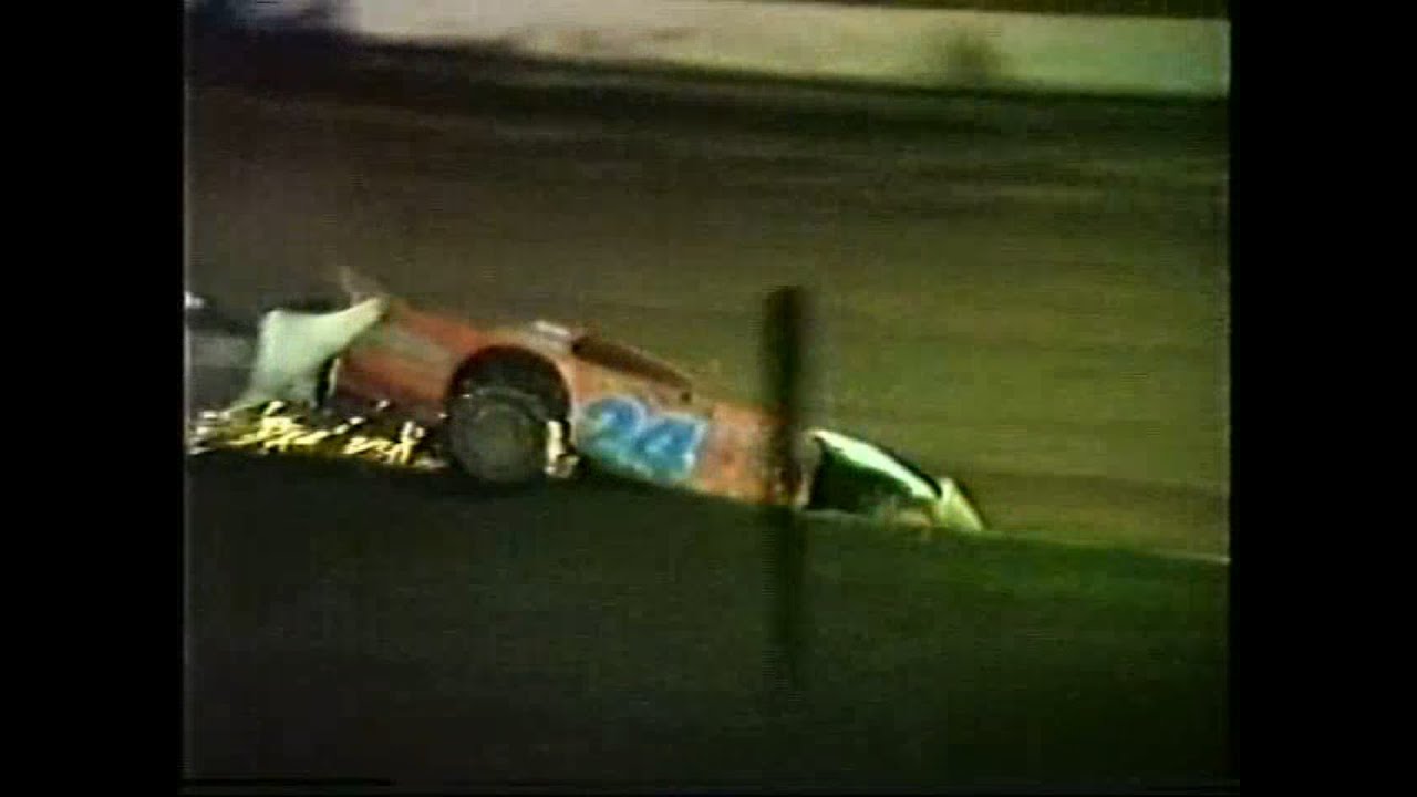 1992-1993 Best Races/Worst Wrecks Volume 4 – Cedar Lake Speedway
