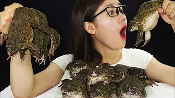 What happens if you eat a raw toad?