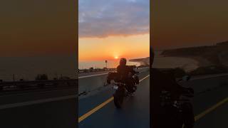 BMW R18 Sunset Ride #bmwmotorrad #motolife #sunset