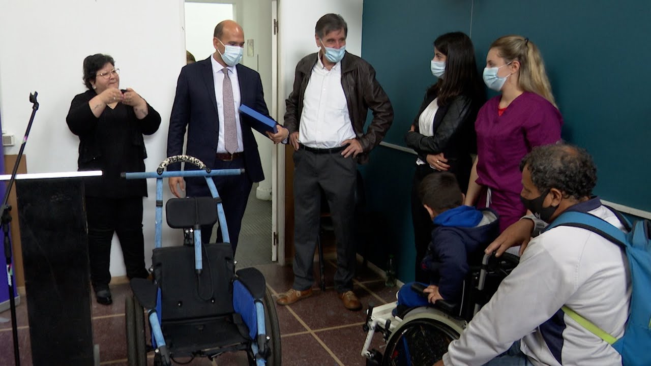 Imágenes del ministro de Desarrollo Social, Martín Lema, en lanzamiento de Semana de Discapacidad