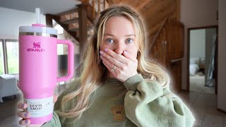 I HAVE A PROBLEM!
✩ welcome to my vlog channel! please suscribe and *LIKE* the video!
#dailyvlog
Kiki Chanel
PO Box 16
Vandalia, OH 45377-9998
——————————————————————————————
ALL MUSIC - https://www.epidemicsound.com/referral/po77uq
FOLLOW ME ON TWITCH - https://www.twitch.tv/kylieeex3
——————————————————————————————
FOR BUSINESS INQUIRIES: kikipr@yahoo.com
AMAZON STOREFRONT: https://www.amazon.com/shop/kikichanel?ref cm_sw_r_cp_ud_aipsfshop_aipsfkikichanel_7FDKP4SB8DFDHPBM6EJK
LINKS
dyson airwrap - https://amzn.to/475Lyfk
dyson hair dryer attachment - https://amzlink.to/az0lB0c8DReXs
airpod max - https://amzlink.to/az0C1gOaNzVww
airpod max cover pink - https://amzlink.to/az0zCxqEW1rkj
#workday #dayinthelife #haul #bts #shopping
FTC DISCLAIMER: Some of the links above are affiliate links from which I make a commission when you make a purchase using them. I HAVE A PROBLEM!