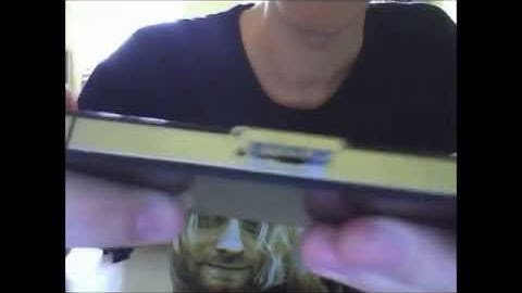 Quick Tutorial / How to insert and remove SIM card iPhone 4 4S