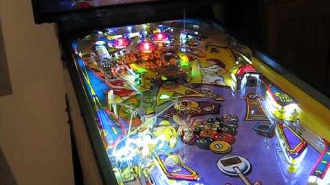 Pinball Capcom Breakshot gameplay
