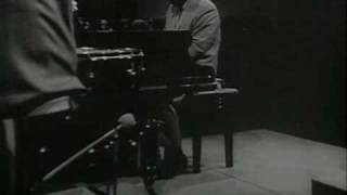 Jazz 625 - Erroll Garner - Honeysuckle Rose.avi