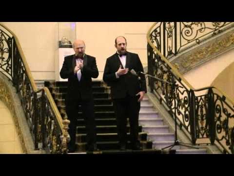 DOS VOCES EN DOSCIENTOS