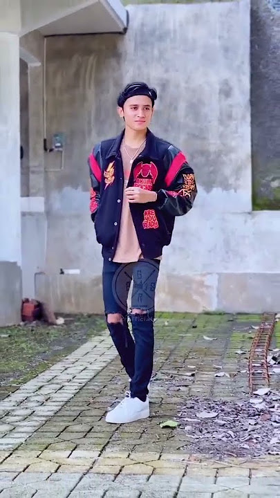 Cari jaket buat perform atau riding? varsity skullrock pilihan paling tepat  #varsity #jaketkulit