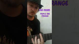 🎻THE DOORS | PEOPLE ARE STRANGE | Como tocar no violão a música #shorts 🎵