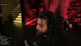 Elraen Onun Için Yaptığımız Dublaj Videolarını Izliyor