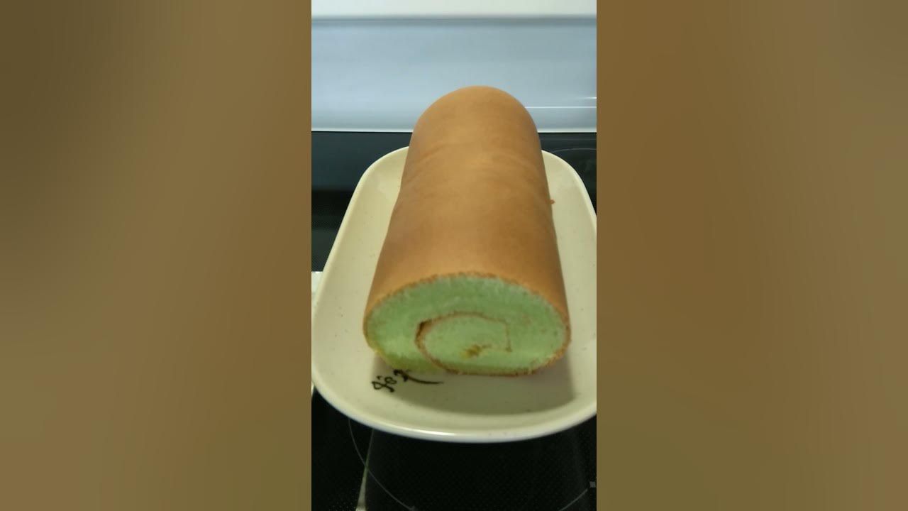 Creamy Cheese Cake π. Pandan Roll Cake π. Creamy Cheese Cake π. Pandan Roll Cake π.