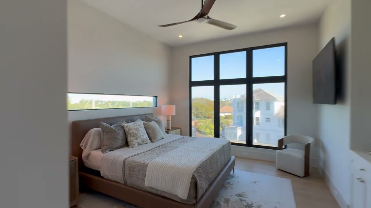 598 Spinnaker Dr Marco Island, FL 34145 - Michelle Thomas (239) 860-7176