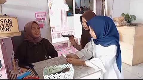 Tugas video vlog b.indonesia,tentang kuliner seblak,kelas Xl F9, "SMA NU LEMAHABANG"