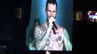 Maroon 5 Moves Like Jagger - Red Pill Blues Tour Singapore