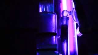 Trains Blacklight Bonghit #3 [Close Up]