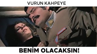 Vurun Kahpeye Türk Filmi | Yunan Kumandan, Aliye'ye S*aldırıyor